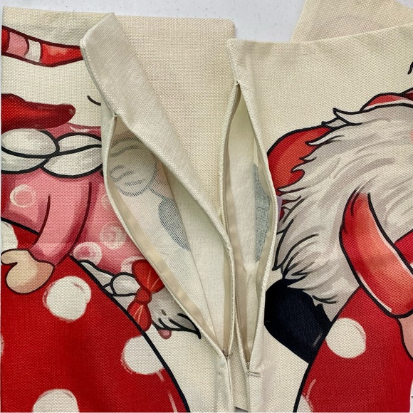 Gnome Couple Heart Happy Valentine’s Day Decorative Throw Pillow Covers 2 Pc Set - Picture 6 of 17